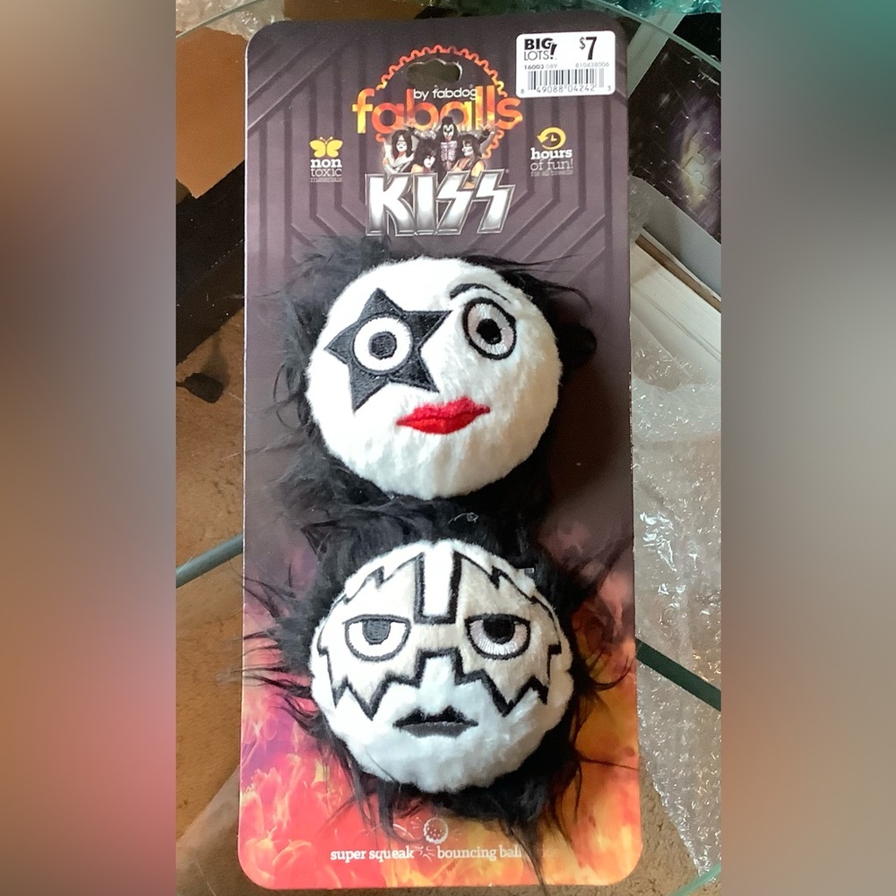 KISS BAND - faballs by fabdog! New!
Big Lots dog toys!
Gene-Ace-Peter-Paul